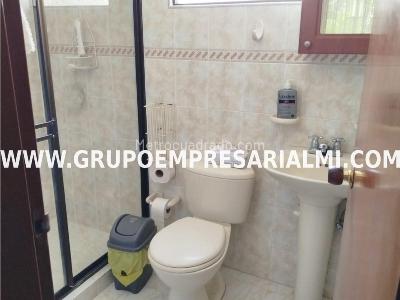 Apartamento en venta en La Floresta, Medellín · foto 13 de 20