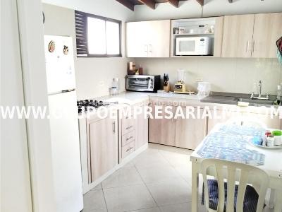Apartamento en venta en La Floresta, Medellín · foto 2 de 20