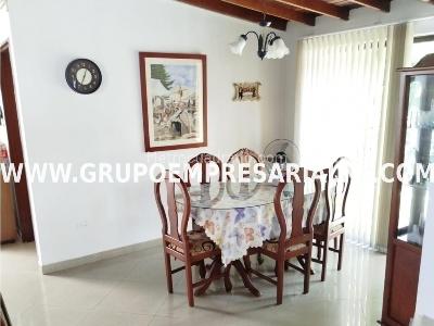 Apartamento en venta en La Floresta, Medellín · foto 3 de 20