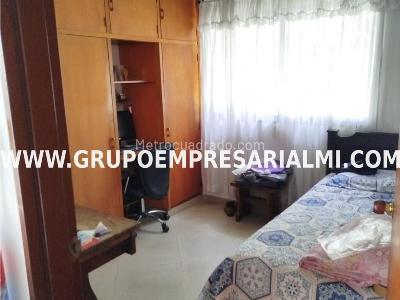 Apartamento en venta en La Floresta, Medellín · foto 5 de 20
