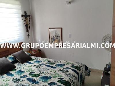 Apartamento en venta en La Floresta, Medellín · foto 9 de 20