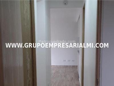 Apartamento de 3 alcobas en venta en Maria Auxiliadora, Sabaneta, 55 m² · foto 10 de 20