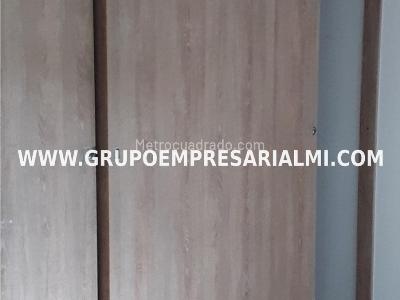 Apartamento de 3 alcobas en venta en Maria Auxiliadora, Sabaneta, 55 m² · foto 13 de 20