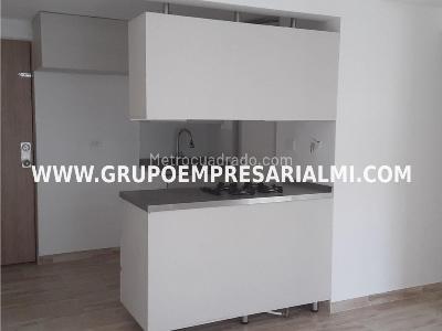 Apartamento de 3 alcobas en venta en Maria Auxiliadora, Sabaneta, 55 m² · foto 7 de 20