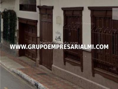 Casa de 4 alcobas en venta en Boston, Medellín, 712 m² · foto 12 de 20