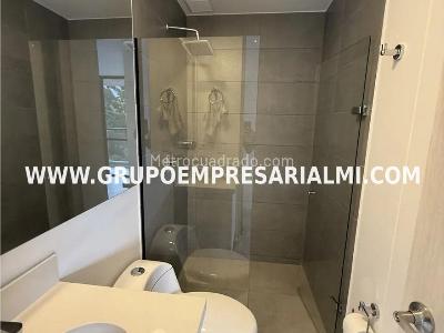 Apartamento de 3 alcobas en venta en Florida Nueva, Medellín, 75 m² · foto 9 de 20