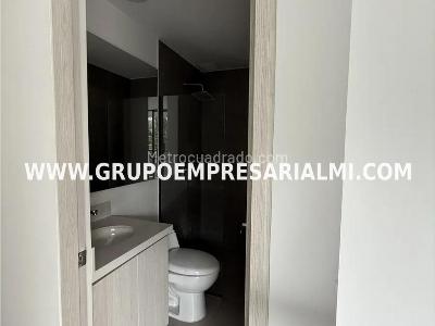 Apartamento de 3 alcobas en venta en Florida Nueva, Medellín, 75 m² · foto 11 de 20