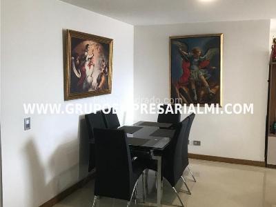 Apartamento de 2 alcobas en venta en Las Lomitas, Sabaneta, 104 m² · foto 2 de 20