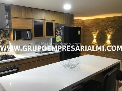 Apartamento de 2 alcobas en venta en Las Lomitas, Sabaneta, 104 m² · foto 4 de 20