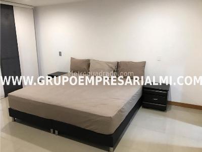 Apartamento de 2 alcobas en venta en Las Lomitas, Sabaneta, 104 m² · foto 10 de 20