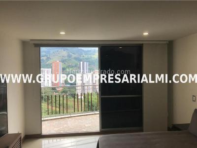 Apartamento de 2 alcobas en venta en Las Lomitas, Sabaneta, 104 m² · foto 12 de 20