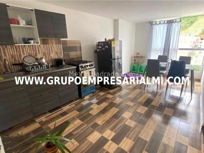 Apartamento de 2 alcobas en venta en Niquia, Bello, 40 m² · foto 10 de 20