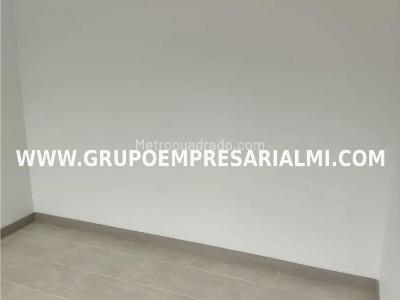 Apartamento en venta en Calasanz, Medellín · foto 3 de 20