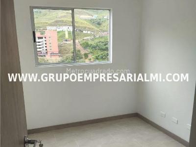 Apartamento en venta en Calasanz, Medellín · foto 7 de 20