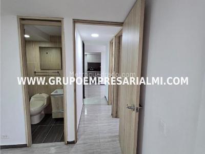 Apartamento de 3 alcobas en venta en Alcala, Bello, 57 m² · foto 10 de 20