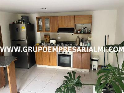 Apartaestudio en venta en Las Lomitas, Sabaneta, 55 m² · foto 9 de 20