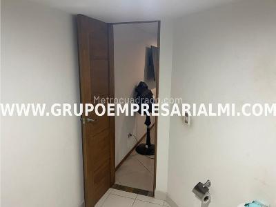 Apartaestudio en venta en Las Lomitas, Sabaneta, 55 m² · foto 12 de 20