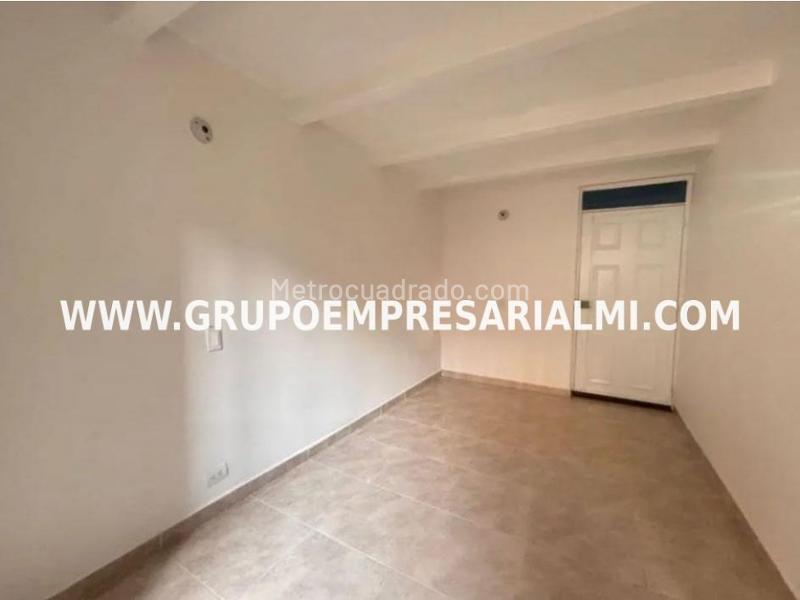 Cozy 3BR Apartment in Robledo