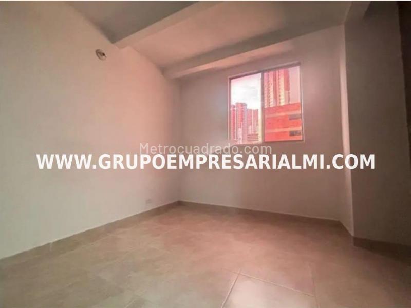 Cozy 3BR Apartment in Robledo - 6