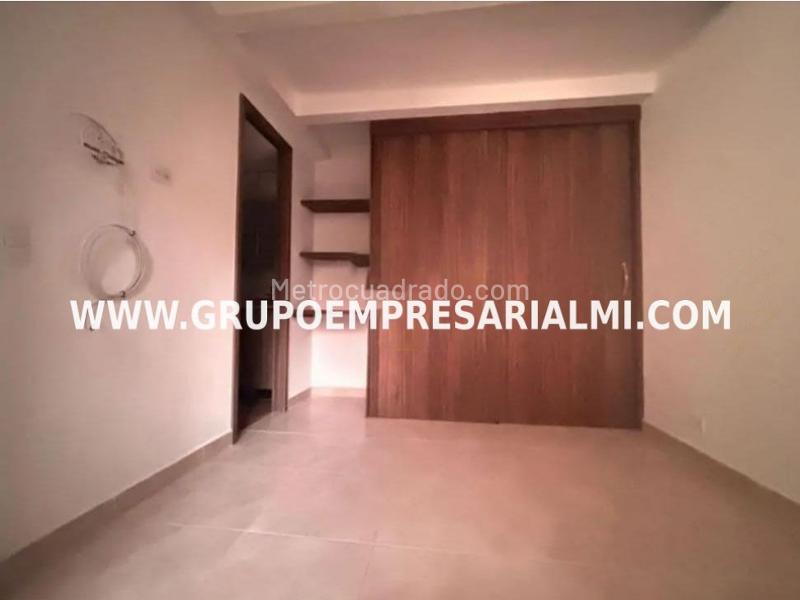 Cozy 3BR Apartment in Robledo - 8