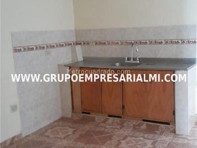 Casa de 4 alcobas en venta en Doce De Octubre, Medellín, 120 m² · foto 4 de 20
