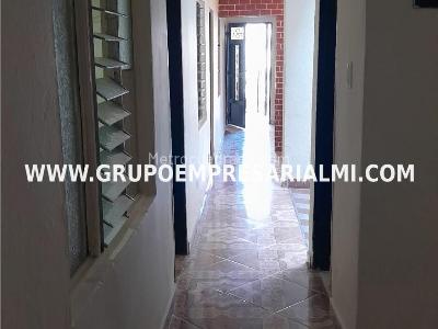 Casa de 4 alcobas en venta en Doce De Octubre, Medellín, 120 m² · foto 5 de 20