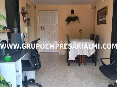 Apartamento en venta en Buenos Aires, Medellín · foto 2 de 20