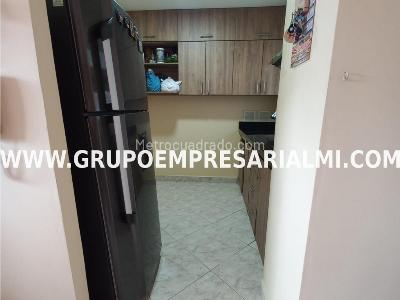 Apartamento en venta en Buenos Aires, Medellín · foto 3 de 20