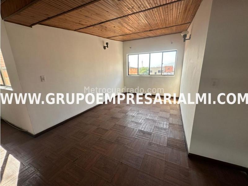 4-Story 3BR Apartment for Rent in Los Colores with Private Parking - 5