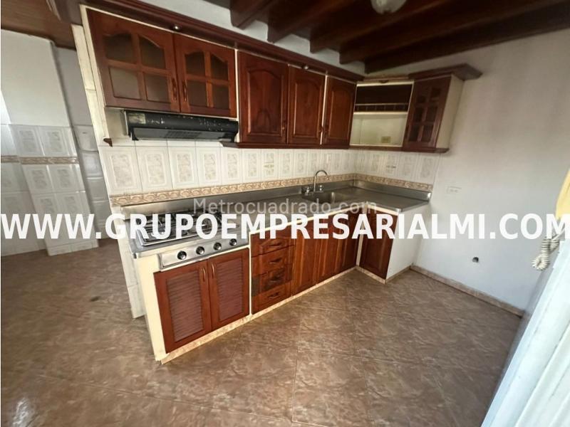 4-Story 3BR Apartment for Rent in Los Colores with Private Parking - 7