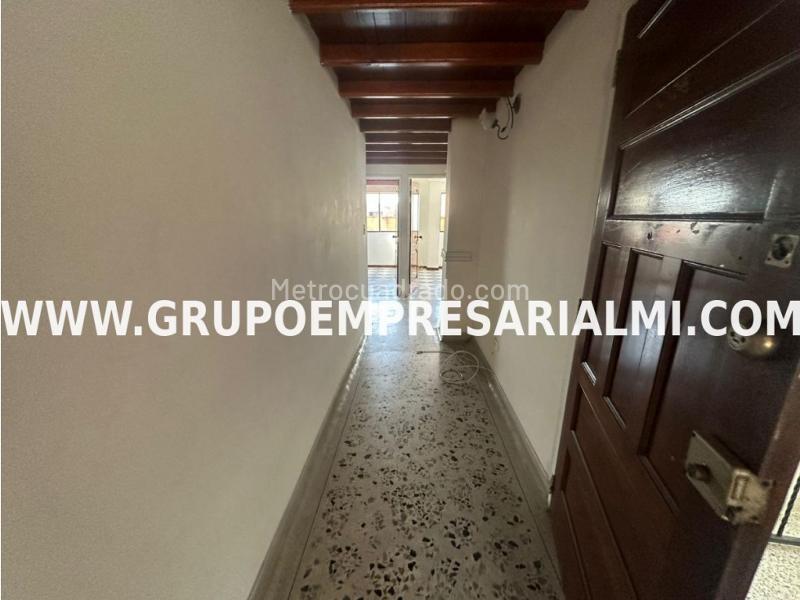 4-Story 3BR Apartment for Rent in Los Colores with Private Parking - 9