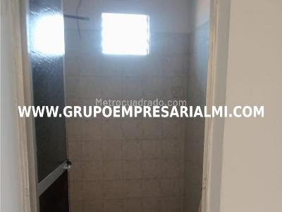 Casa de 3 alcobas en venta en Robledo, Medellín, 73 m² · foto 8 de 20