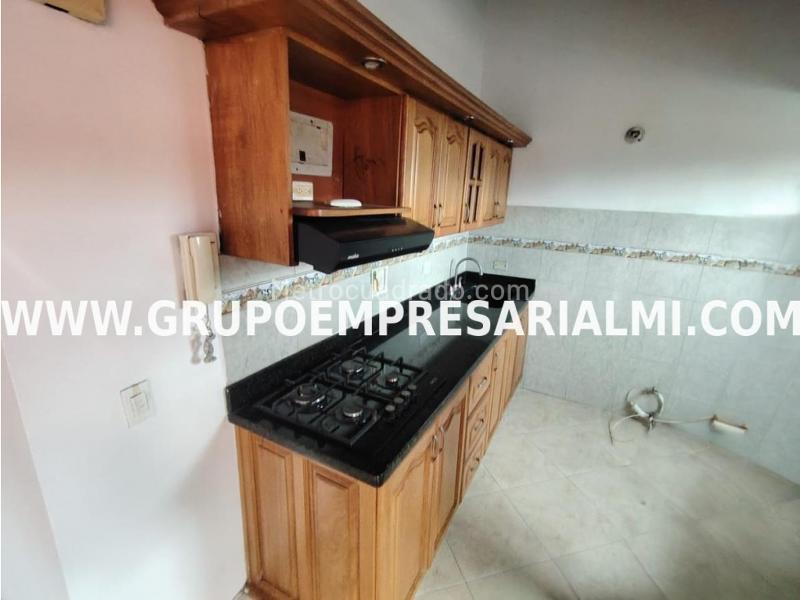 3BR Apartment in La Floresta - 3