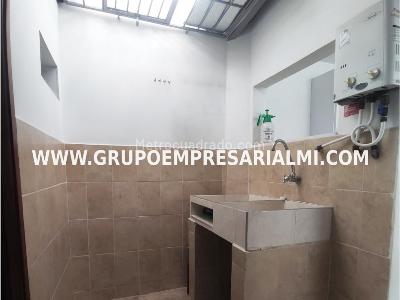 Apartamento en arriendo en Laureles, Medellín · foto 9 de 20