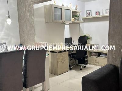 Apartamento de 3 alcobas en venta en El Poblado, Medellín, 93 m² · foto 3 de 20