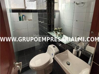 Apartamento de 3 alcobas en venta en El Poblado, Medellín, 93 m² · foto 10 de 20