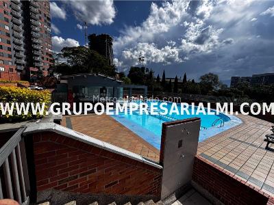 Apartamento de 3 alcobas en venta en El Poblado, Medellín, 93 m² · foto 16 de 20