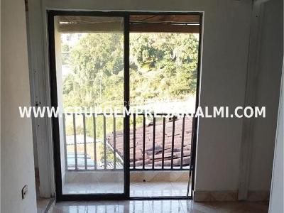 Casa de 3 alcobas en venta en Buenos Aires, Medellín, 70 m² · foto 5 de 20