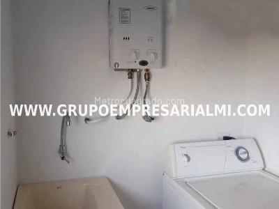 Apartamento en venta en La America, Medellín · foto 4 de 20