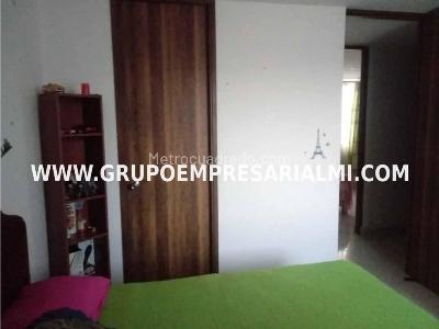 Apartamento en venta en La America, Medellín · foto 14 de 20