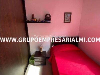 Apartamento de 3 alcobas en venta en Las Antillas, Envigado, 58 m² · foto 12 de 20
