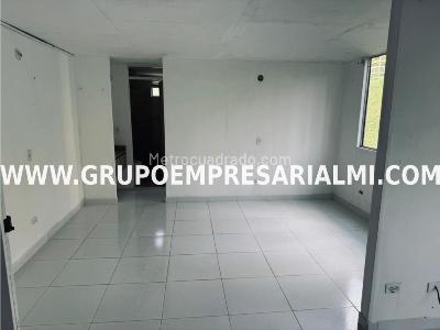 Apartamento en venta en Robledo, Medellín · foto 3 de 20