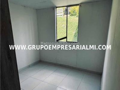 Apartamento en venta en Robledo, Medellín · foto 10 de 20
