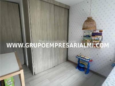 Apartamento de 3 alcobas en venta en Niquia, Bello, 89 m² · foto 10 de 20