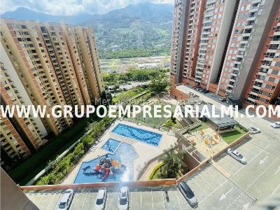 Apartamento de 3 alcobas en venta en Niquia, Bello, 89 m² · foto 19 de 20