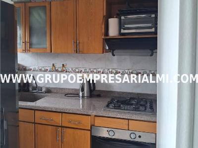 Apartamento en venta en Laureles, Medellín · foto 5 de 20