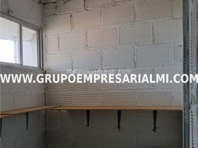 Apartamento de 2 alcobas en venta en Las Lomitas, Sabaneta, 64 m² · foto 12 de 20