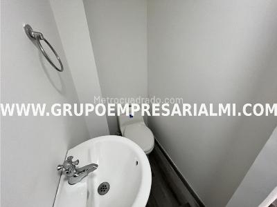 Apartamento de 2 alcobas en venta en Las Lomitas, Sabaneta, 64 m² · foto 17 de 20