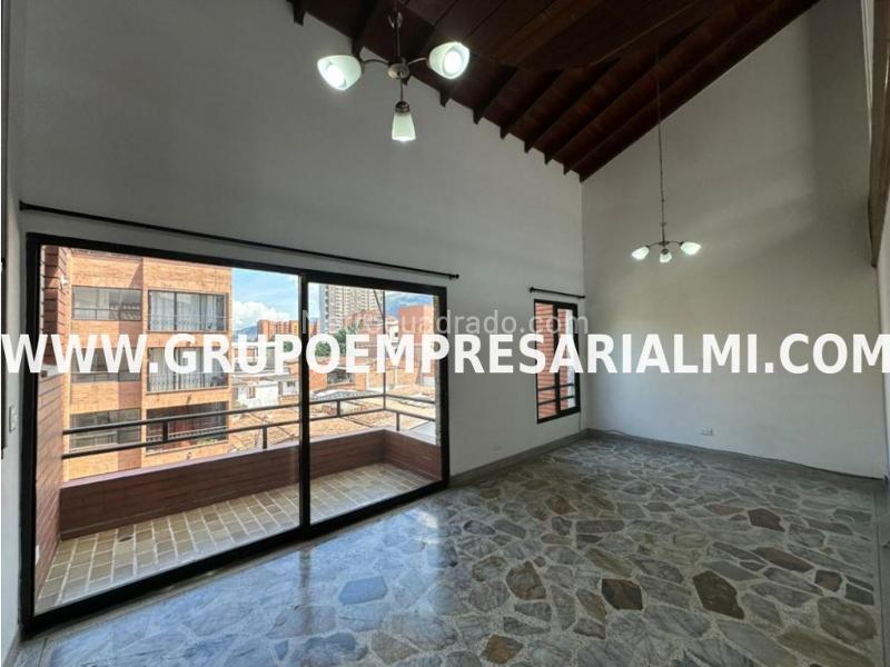 3BR Duplex Apartment for Rent in Suramericana, Medellín