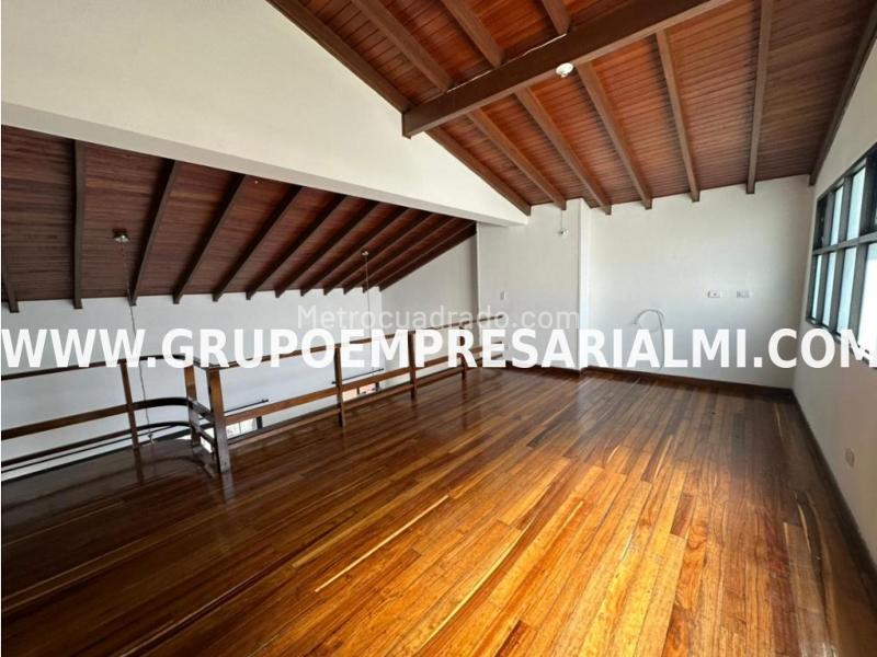 3BR Duplex Apartment for Rent in Suramericana, Medellín - 4